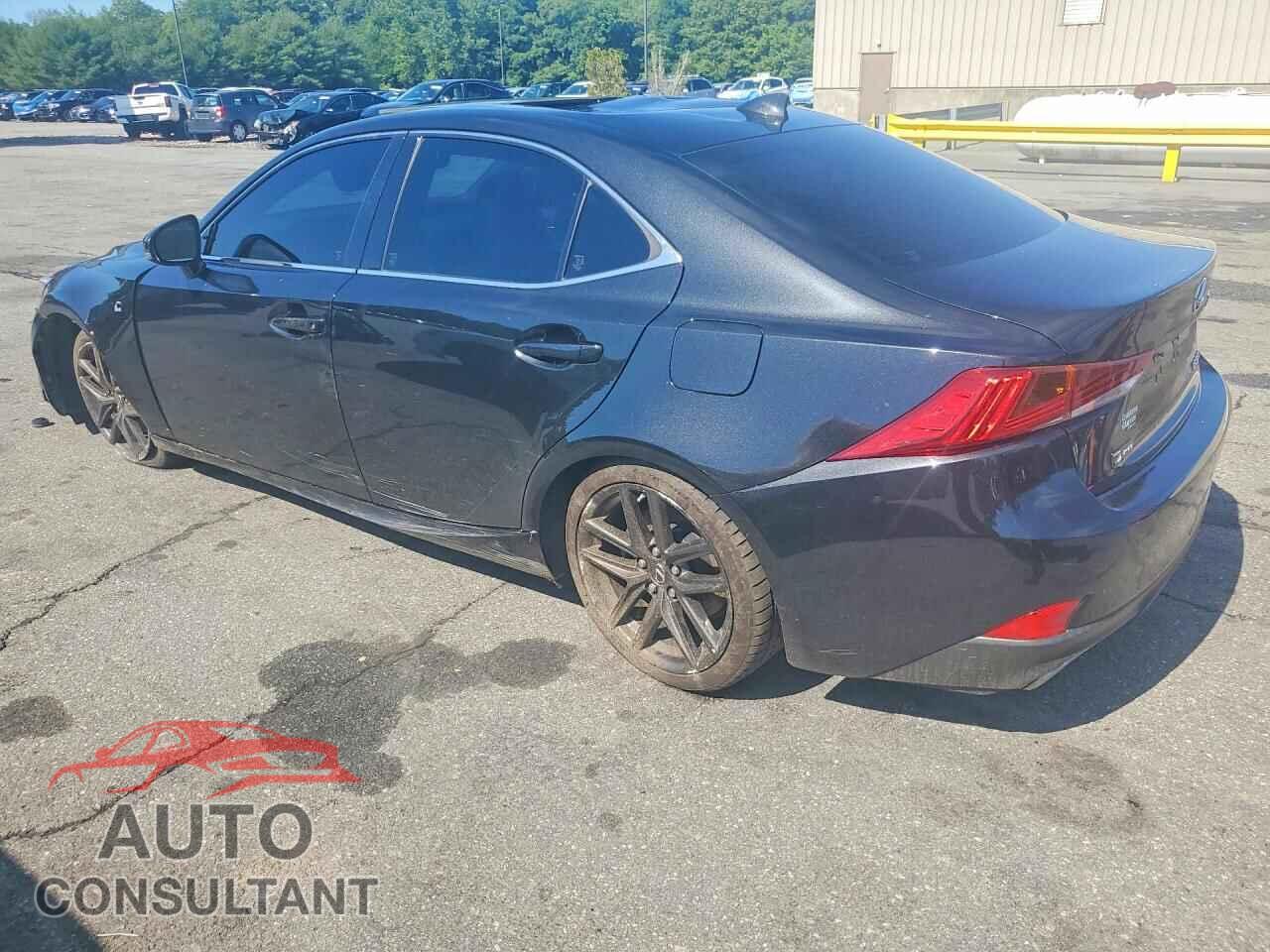 LEXUS IS 2018 - JTHC81D23J5027557