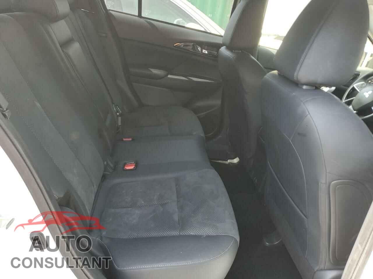 MITSUBISHI ECLIPSE 2024 - JA4ATWAA8RZ023048