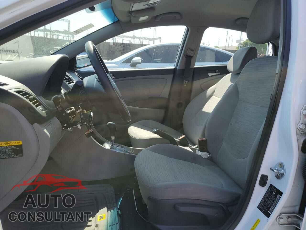 HYUNDAI ACCENT 2016 - KMHCT4AE3GU123232