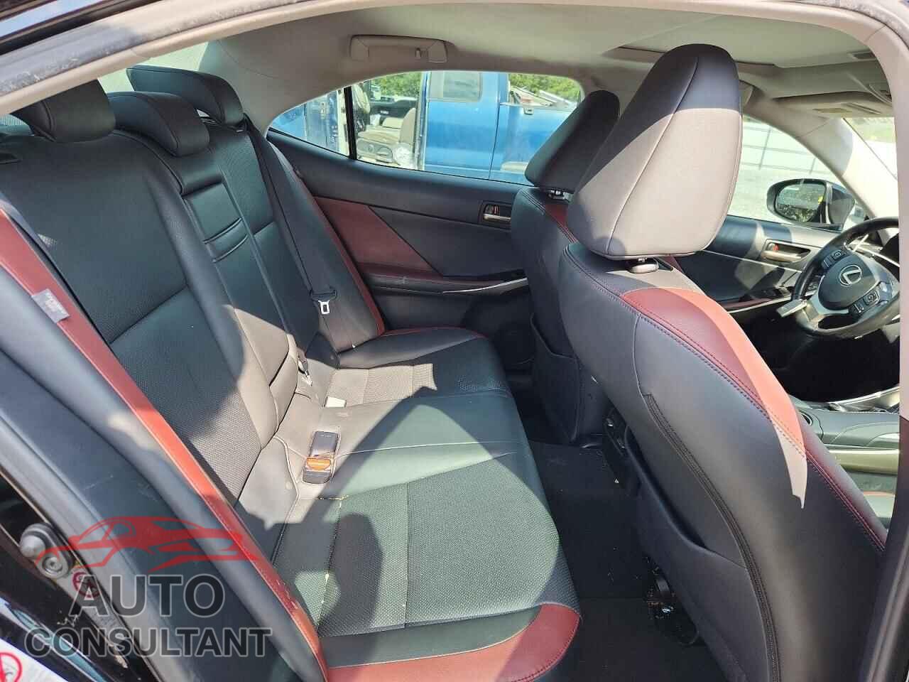 LEXUS IS 2017 - JTHBA1D24H5048668
