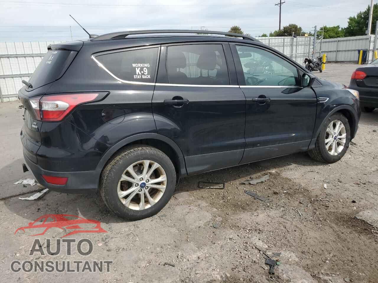 FORD ESCAPE 2017 - 1FMCU9G90HUE15233