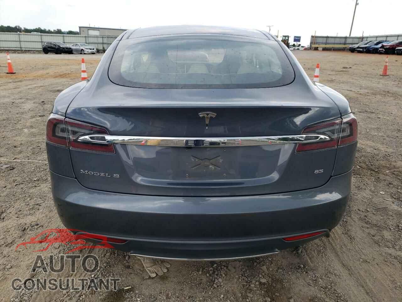 TESLA MODEL S 2013 - 5YJSA1CNXDFP12185