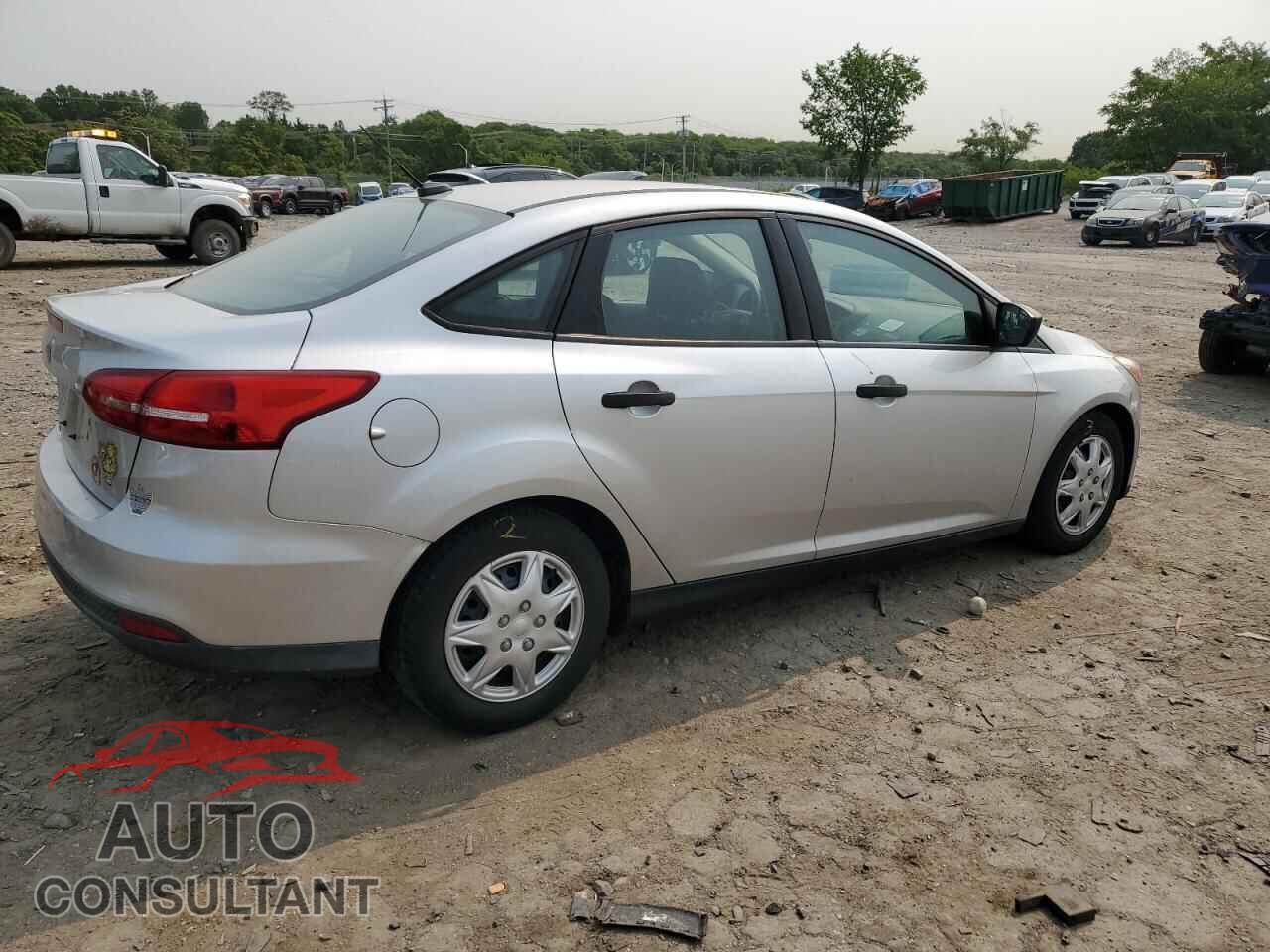 FORD FOCUS 2017 - 1FADP3E29HL218639
