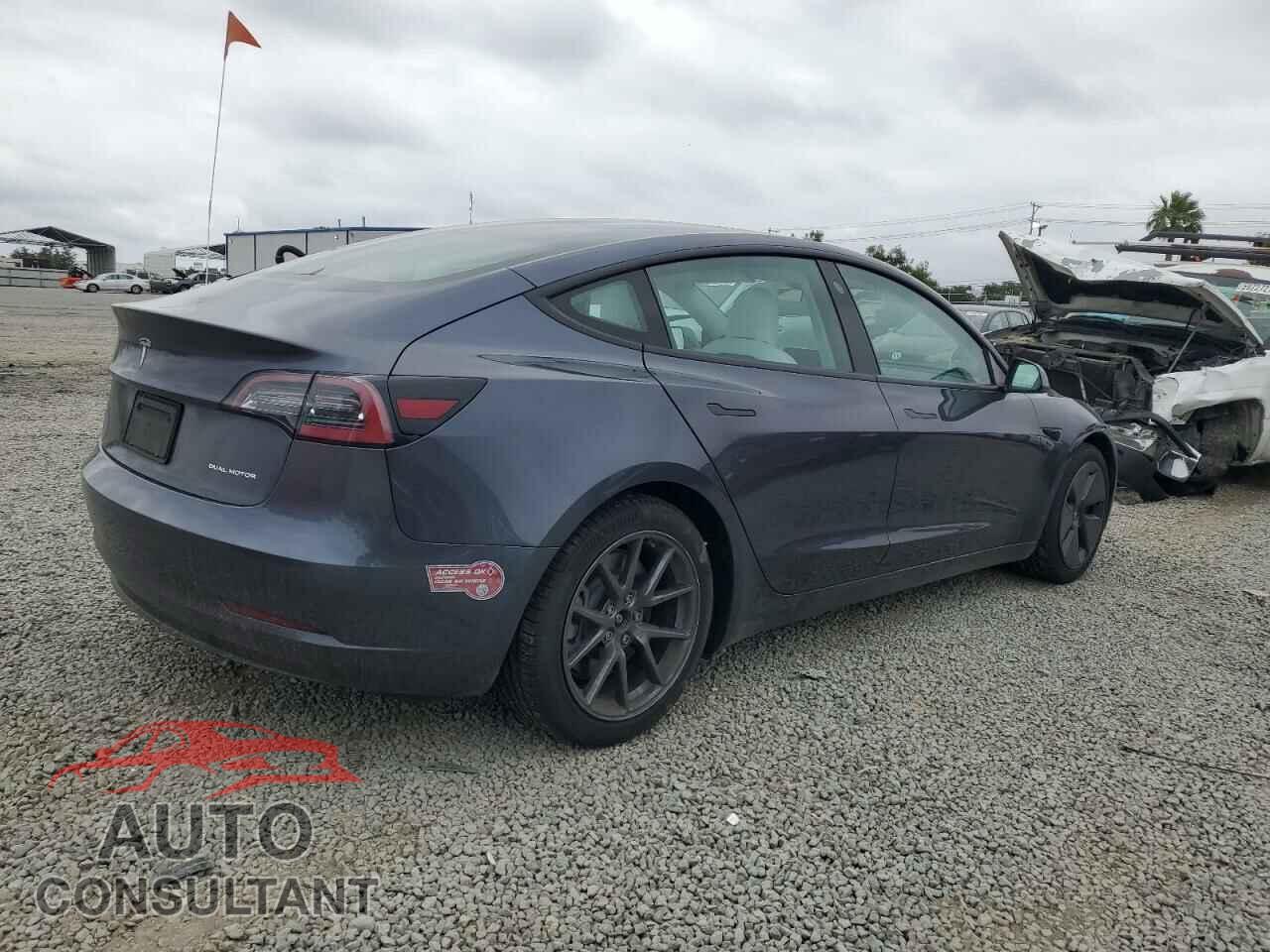 TESLA MODEL 3 2021 - 5YJ3E1EB9MF937533