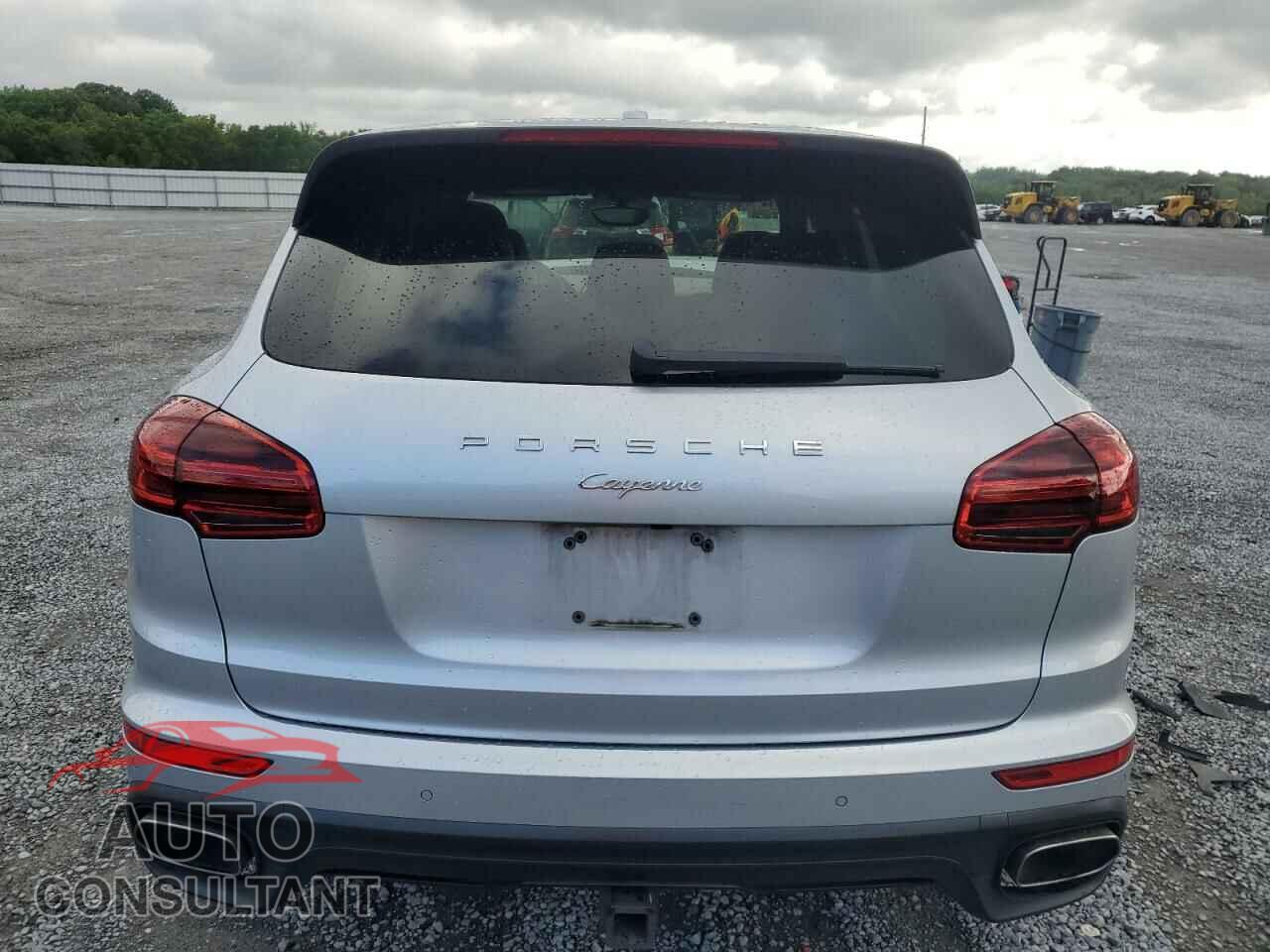 PORSCHE CAYENNE 2015 - WP1AF2A2XFLA43278