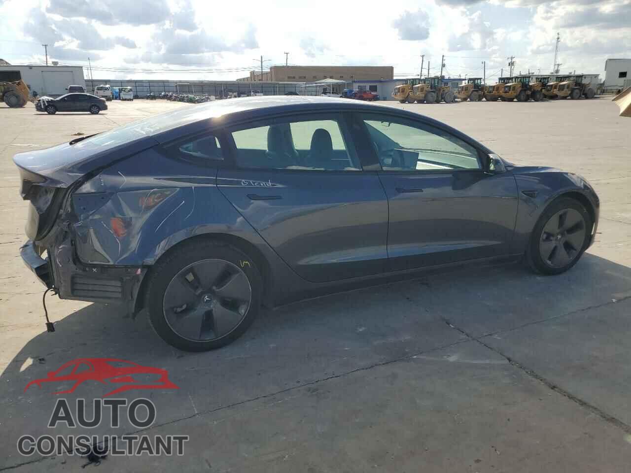 TESLA MODEL 3 2023 - 5YJ3E1EA3PF613084