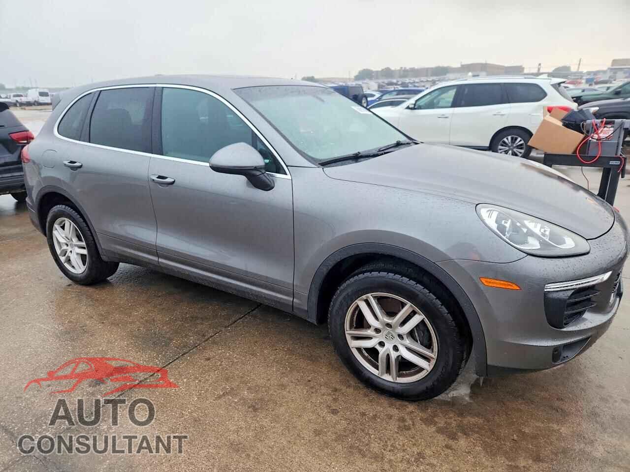 PORSCHE CAYENNE 2017 - WP1AA2A29HKA89076
