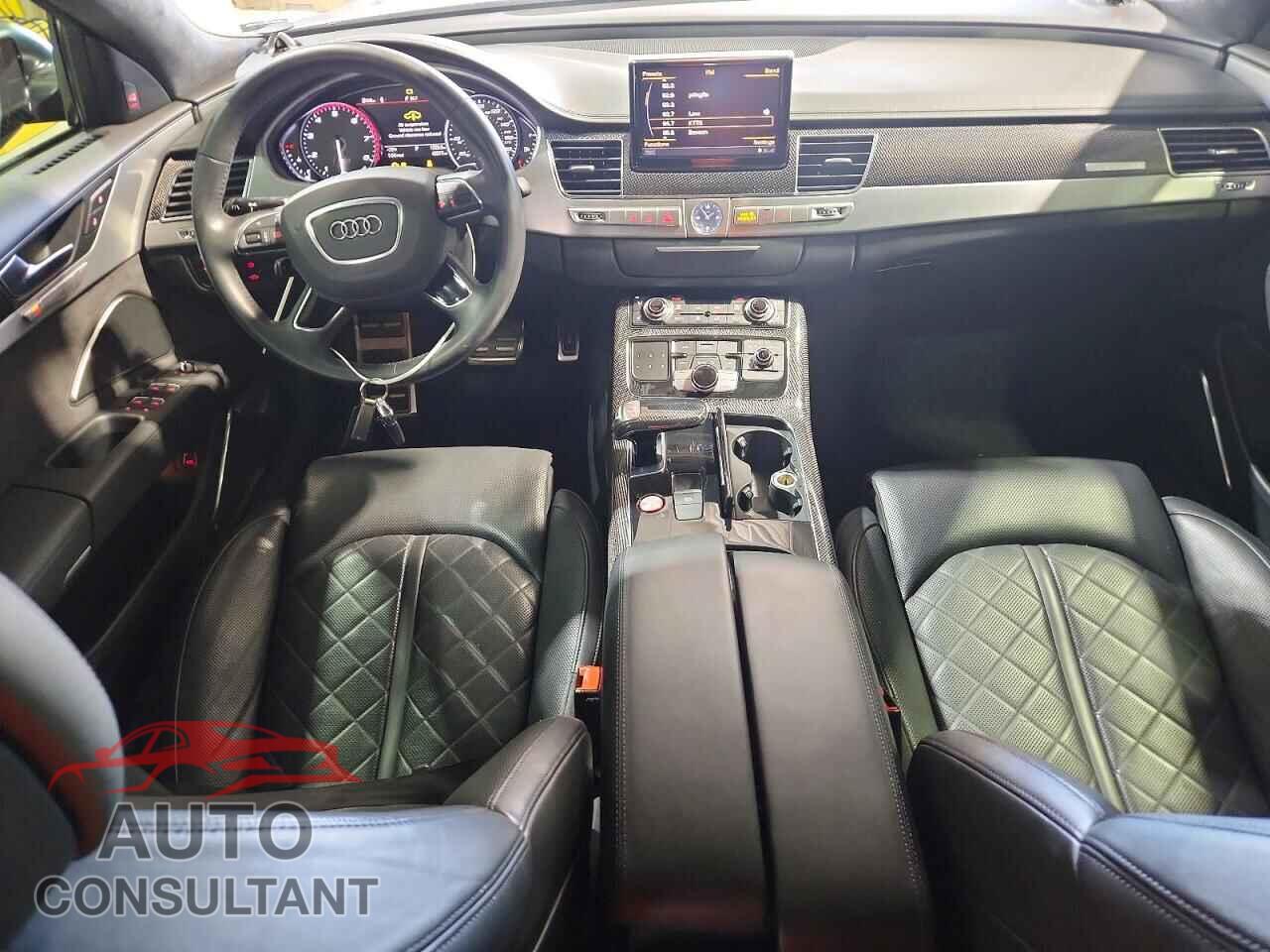 AUDI S8 2014 - WAUD2AFD1EN004917