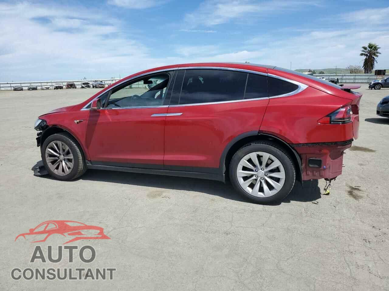 TESLA MODEL X 2019 - 5YJXCAE25KF195619