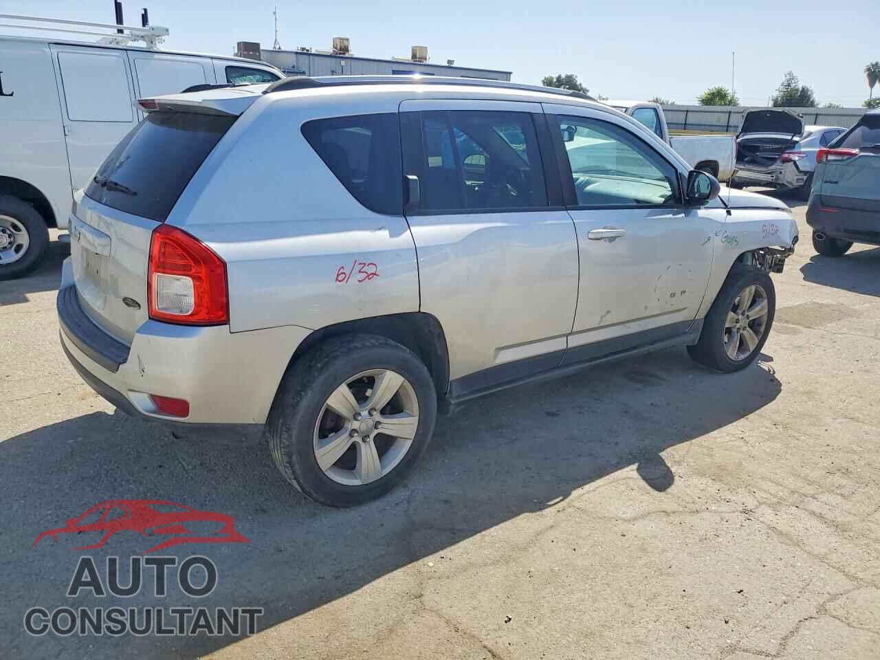 JEEP COMPASS 2013 - 1C4NJDAB6DD240761