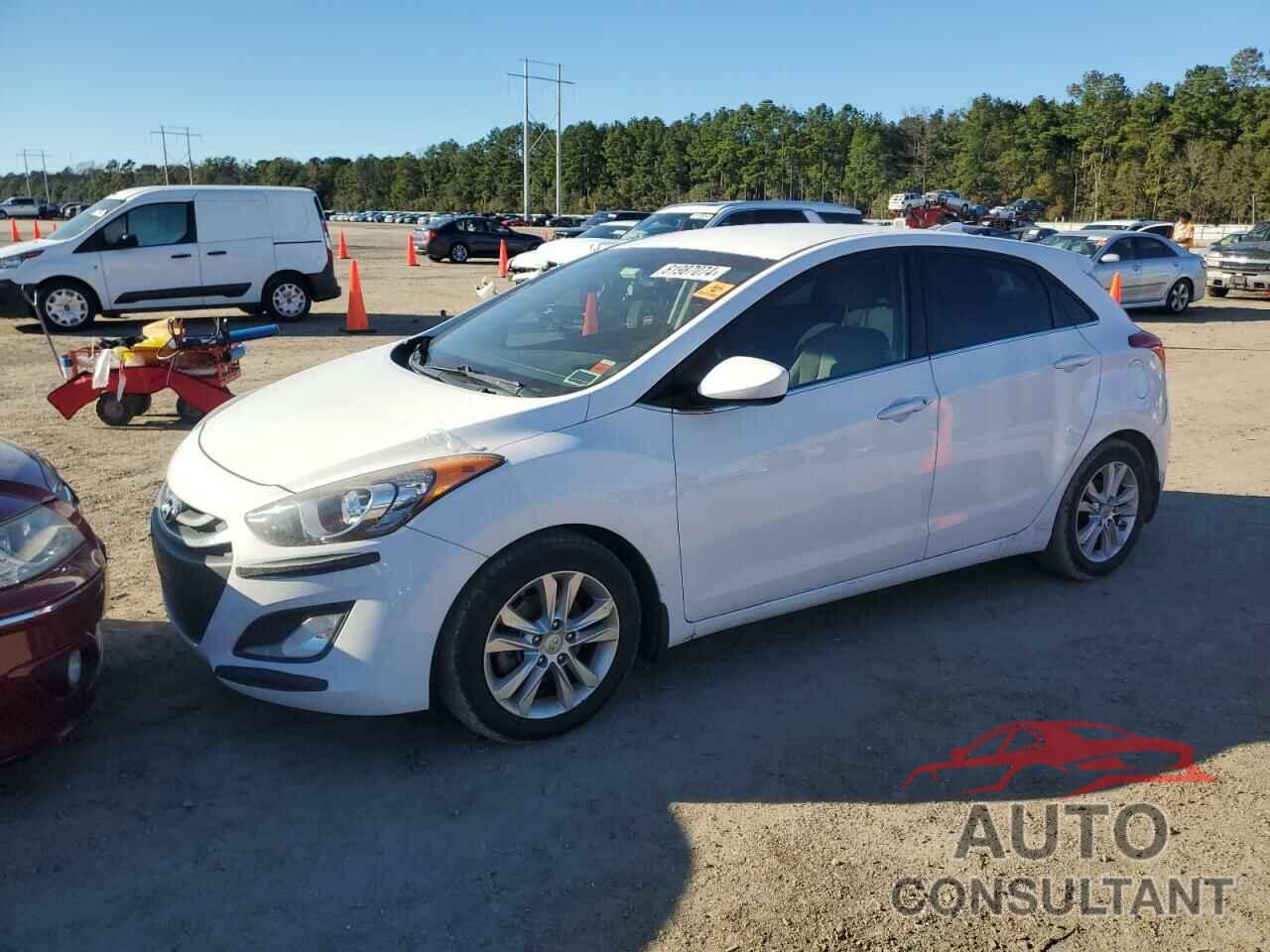 HYUNDAI ELANTRA 2013 - KMHD35LE8DU132169