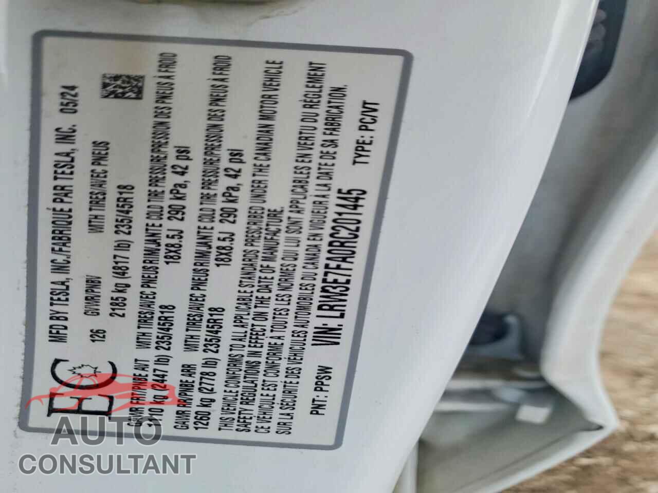 TESLA MODEL 3 2024 - LRW3E7FA0RC201445