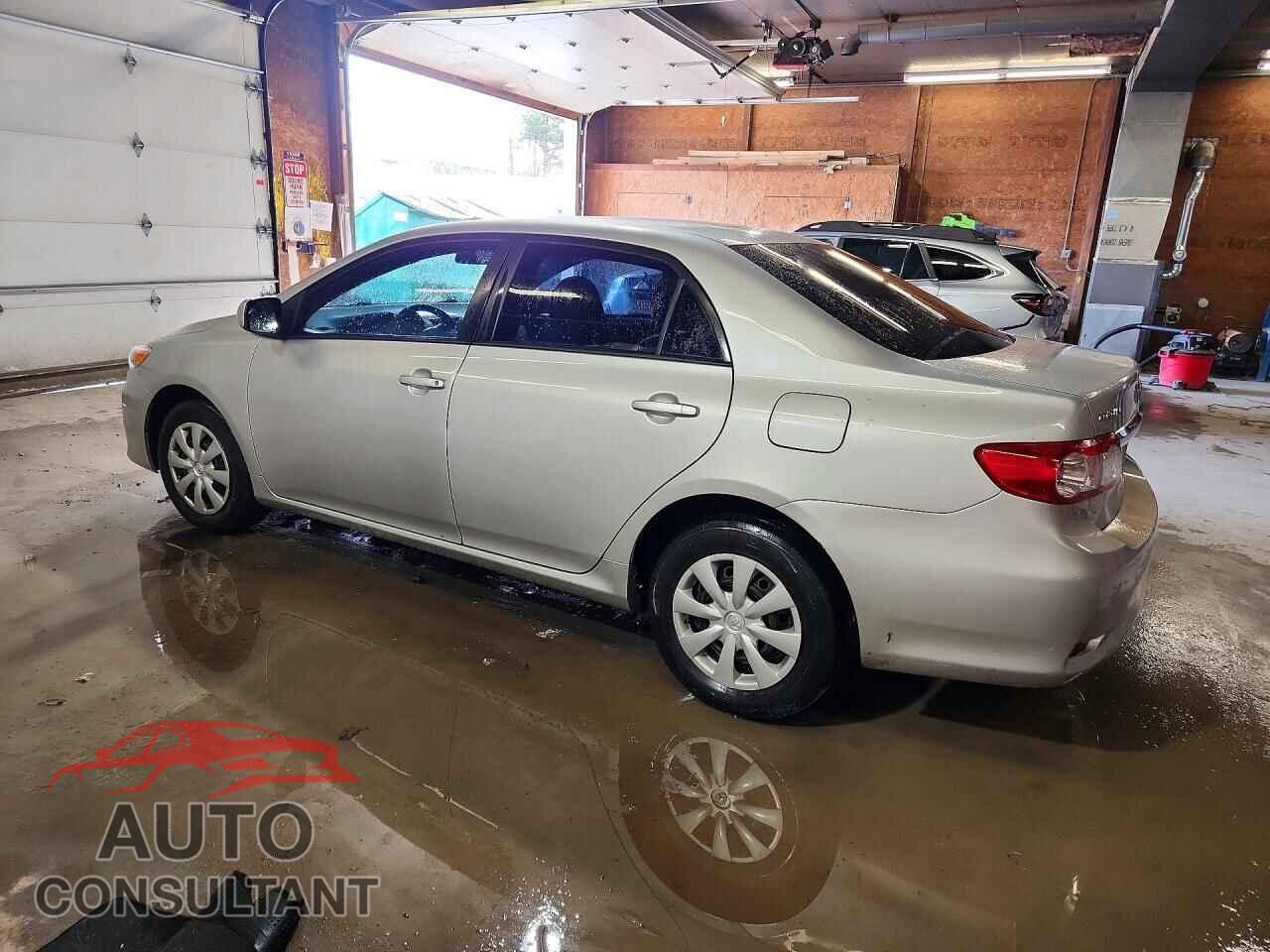 TOYOTA COROLLA 2011 - 2T1BU4EE6BC577357