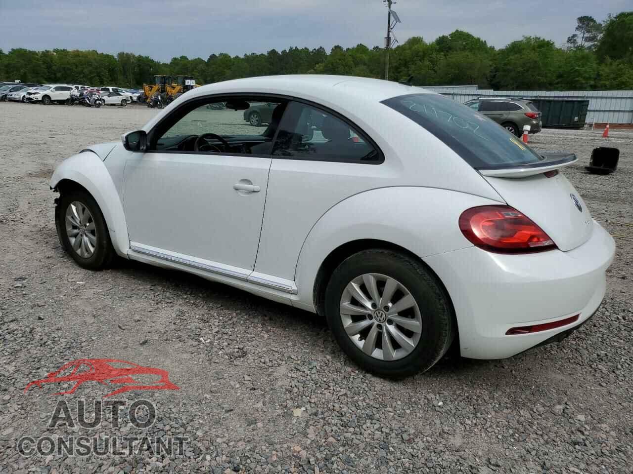 VOLKSWAGEN BEETLE 2019 - 3VWFD7AT6KM700330