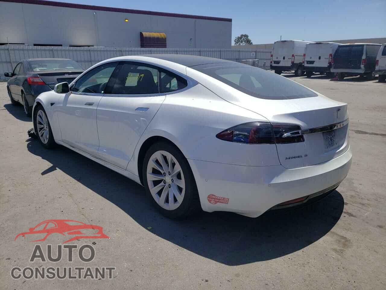 TESLA MODEL S 2018 - 5YJSA1E2XJF239970