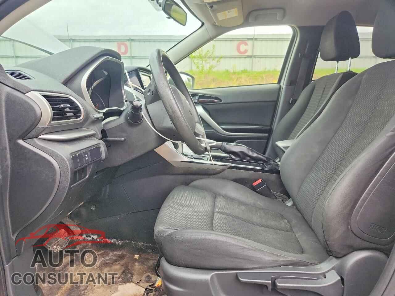 MITSUBISHI ECLIPSE 2019 - JA4AT3AA7KZ028763