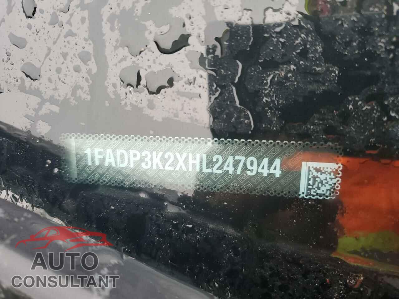 FORD FOCUS 2017 - 1FADP3K2XHL247944