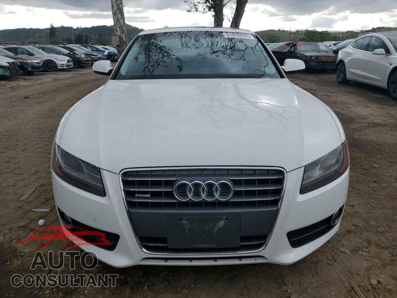 AUDI A5 2012 - WAULFAFR1CA014508