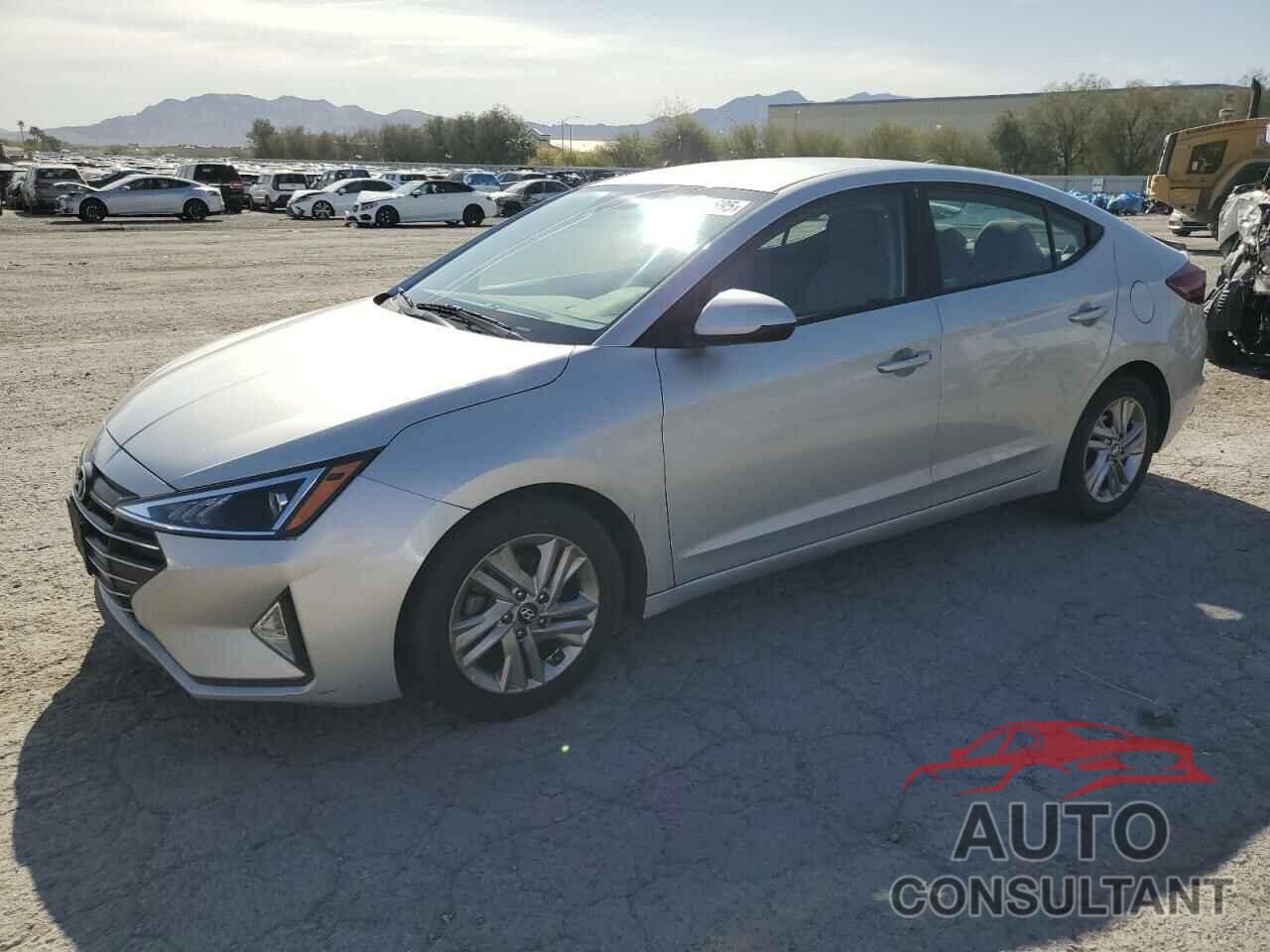 HYUNDAI ELANTRA 2019 - 5NPD84LF5KH407206