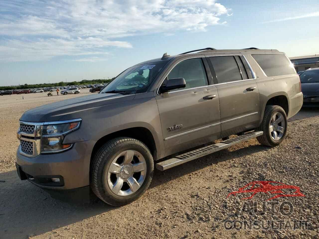 CHEVROLET SUBURBAN 2018 - 1GNSCHKC6JR385719