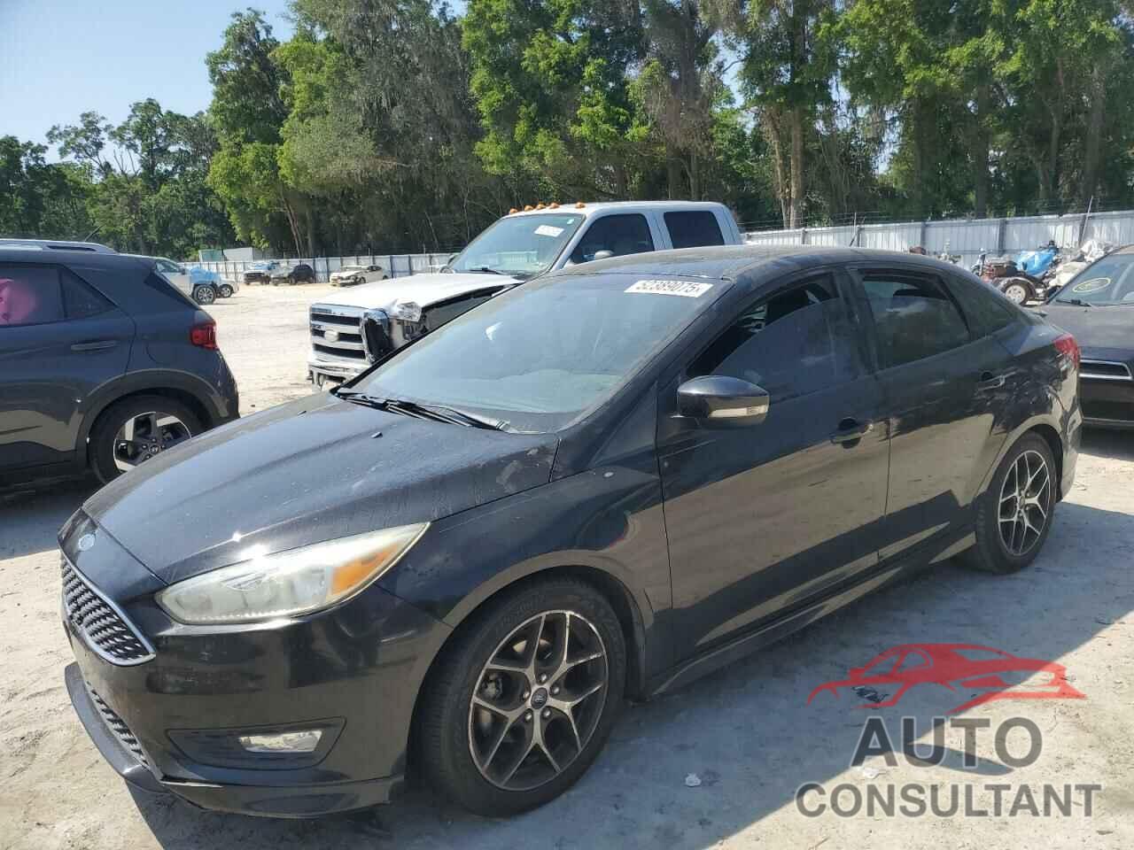 FORD FOCUS 2015 - 1FADP3F20FL277901