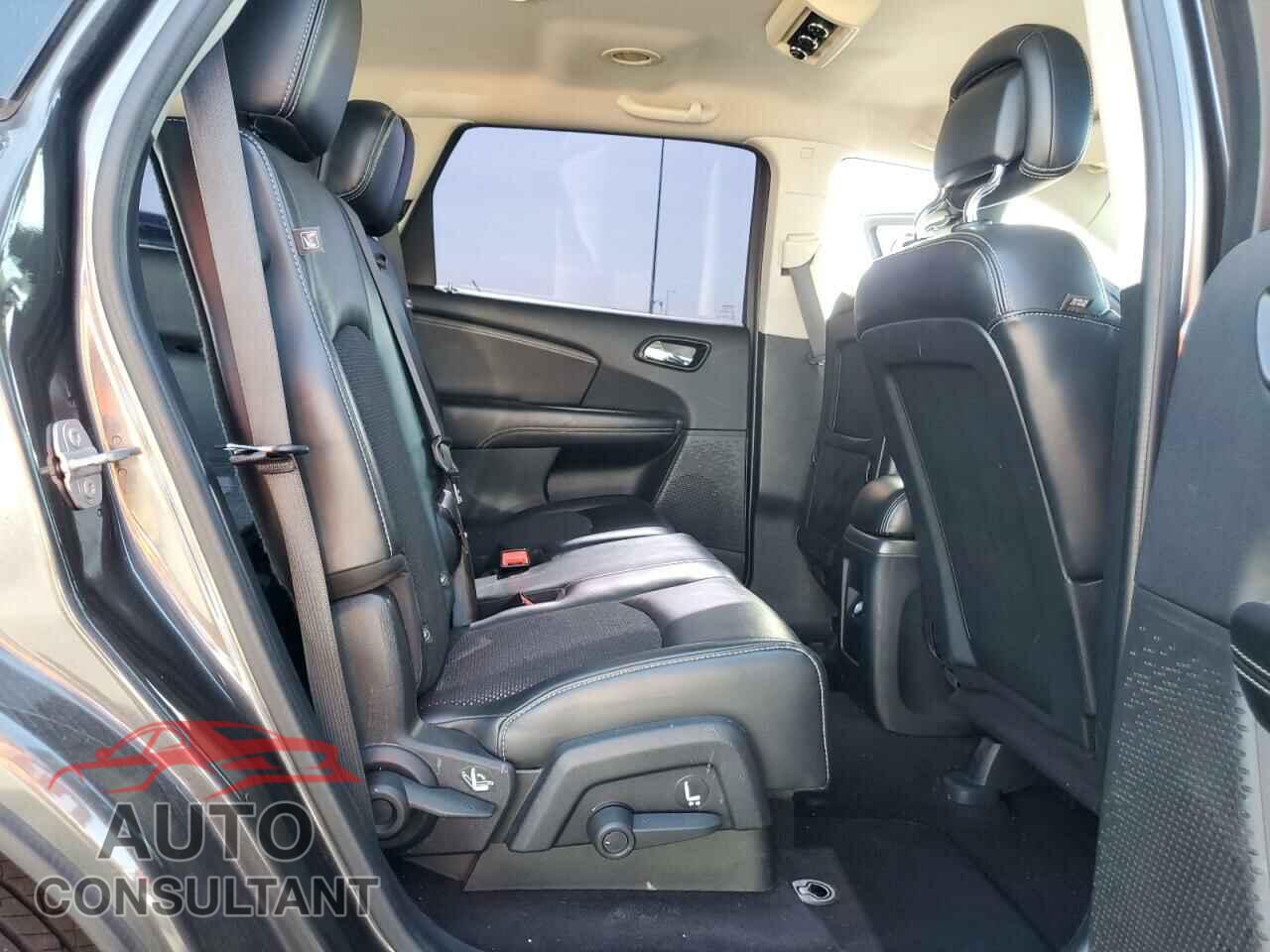 DODGE JOURNEY 2017 - 3C4PDCGB7HT545302