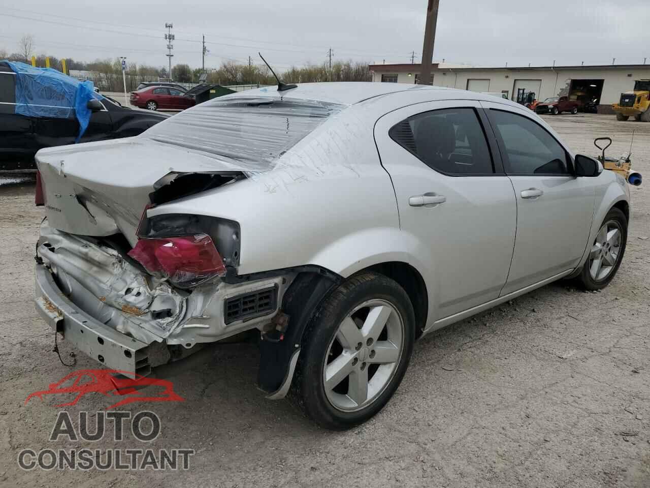 DODGE AVENGER 2011 - 1B3BD2FGXBN572343
