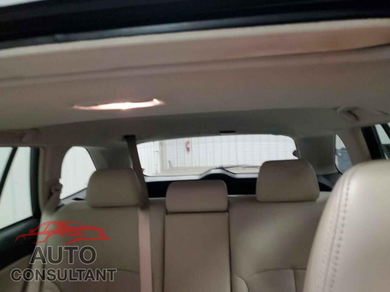 SUBARU OUTBACK 2014 - 4S4BRBLC8E3301844