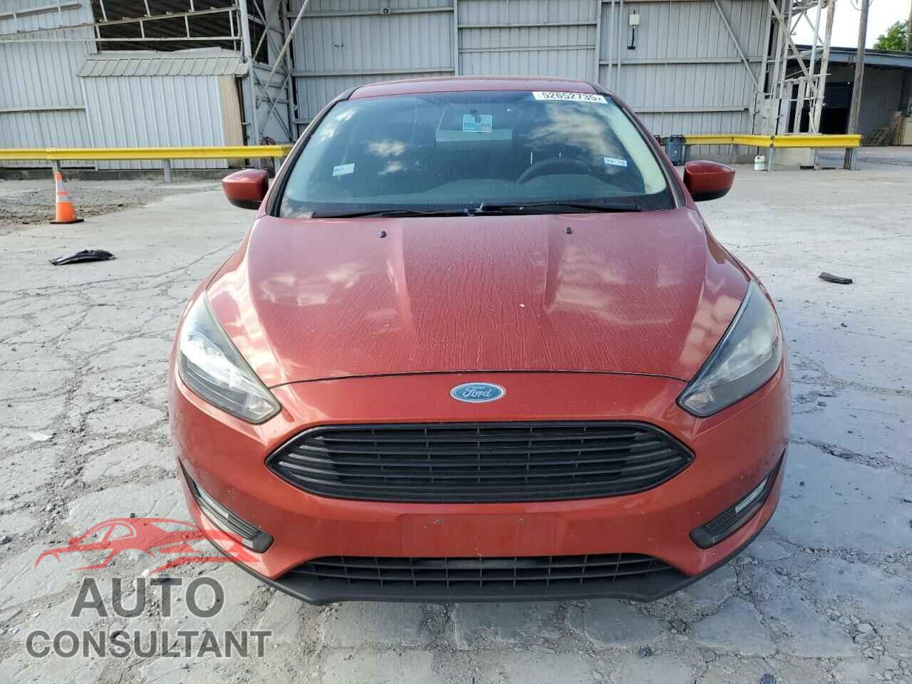 FORD FOCUS 2018 - 1FADP3FE6JL240371