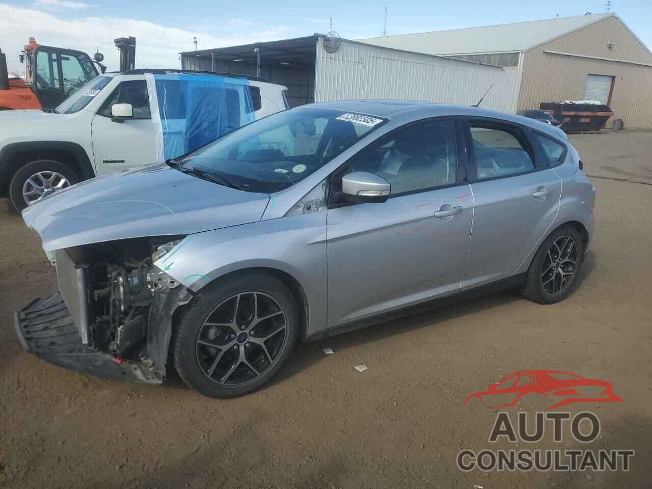 FORD FOCUS 2017 - 1FADP3M29HL319178
