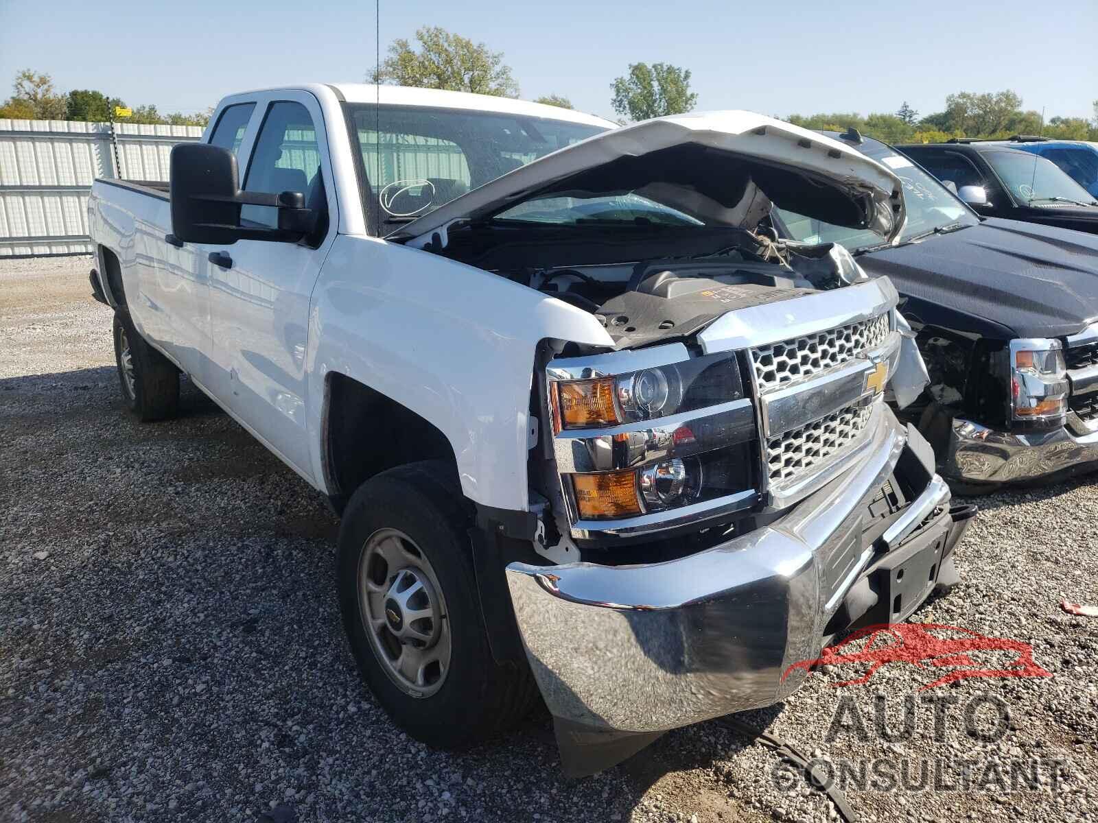 CHEVROLET SILVERADO 2019 - 2GC2CREG4K1175479