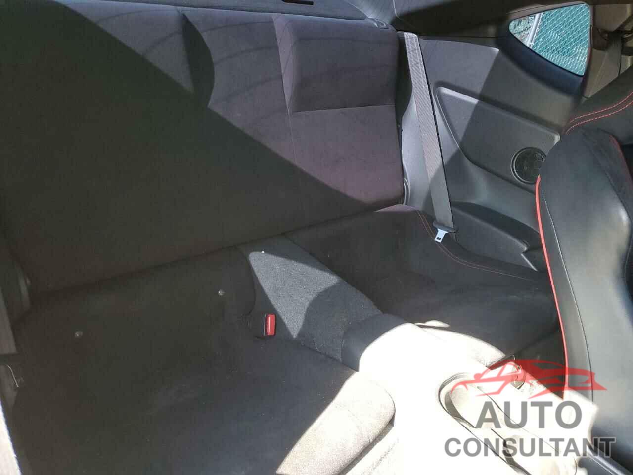 TOYOTA SCION 2015 - JF1ZNAA12F9710095