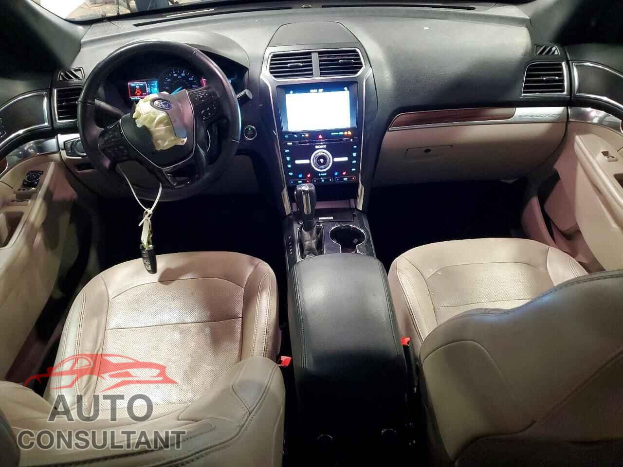 FORD EXPLORER 2018 - 1FM5K8F85JGB27813