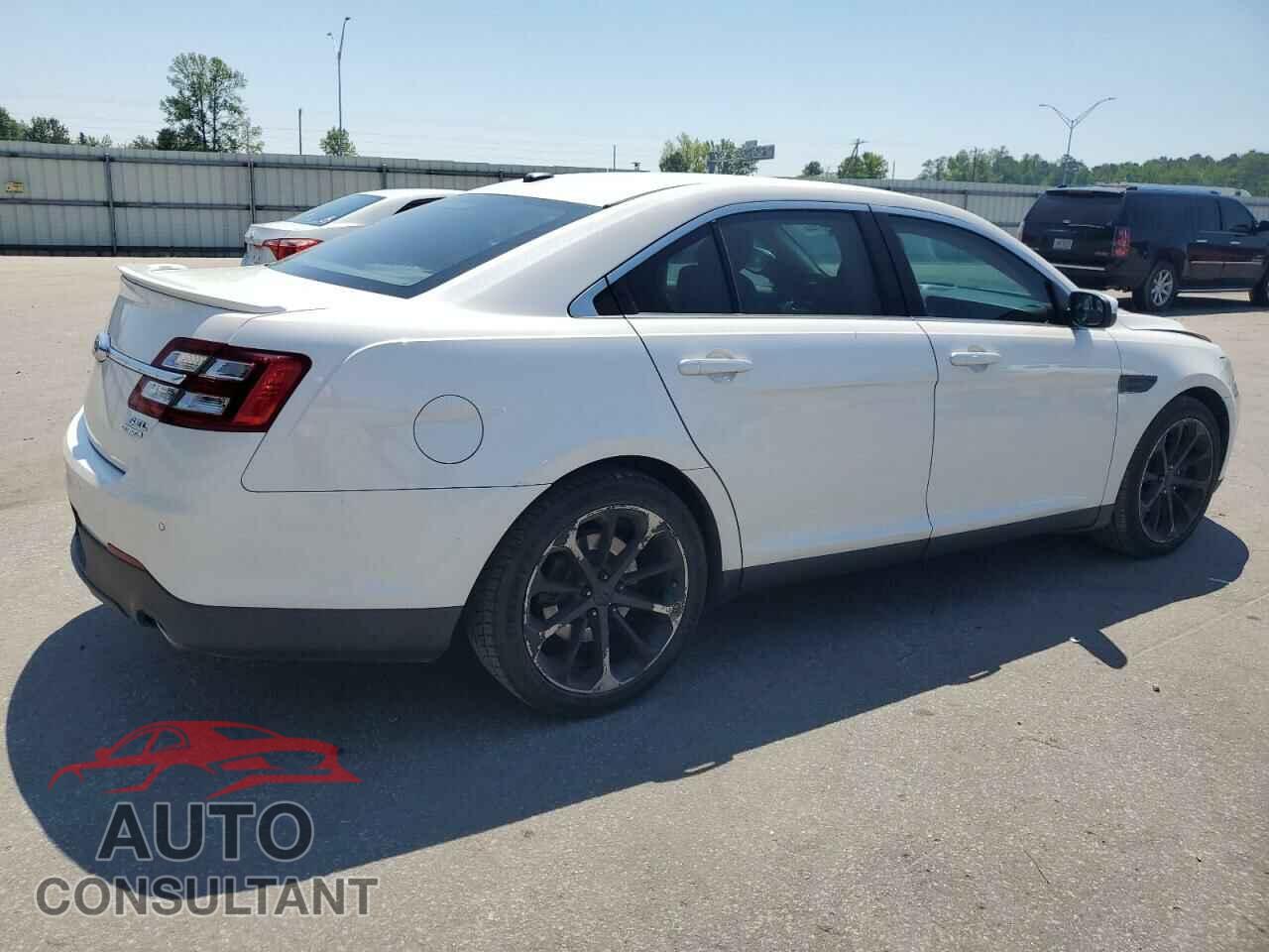 FORD TAURUS 2015 - 1FAHP2E81FG202036