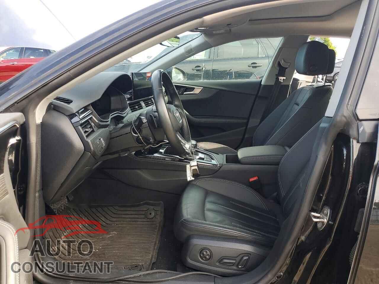 AUDI A5 2022 - WAUCBCF51NA028285