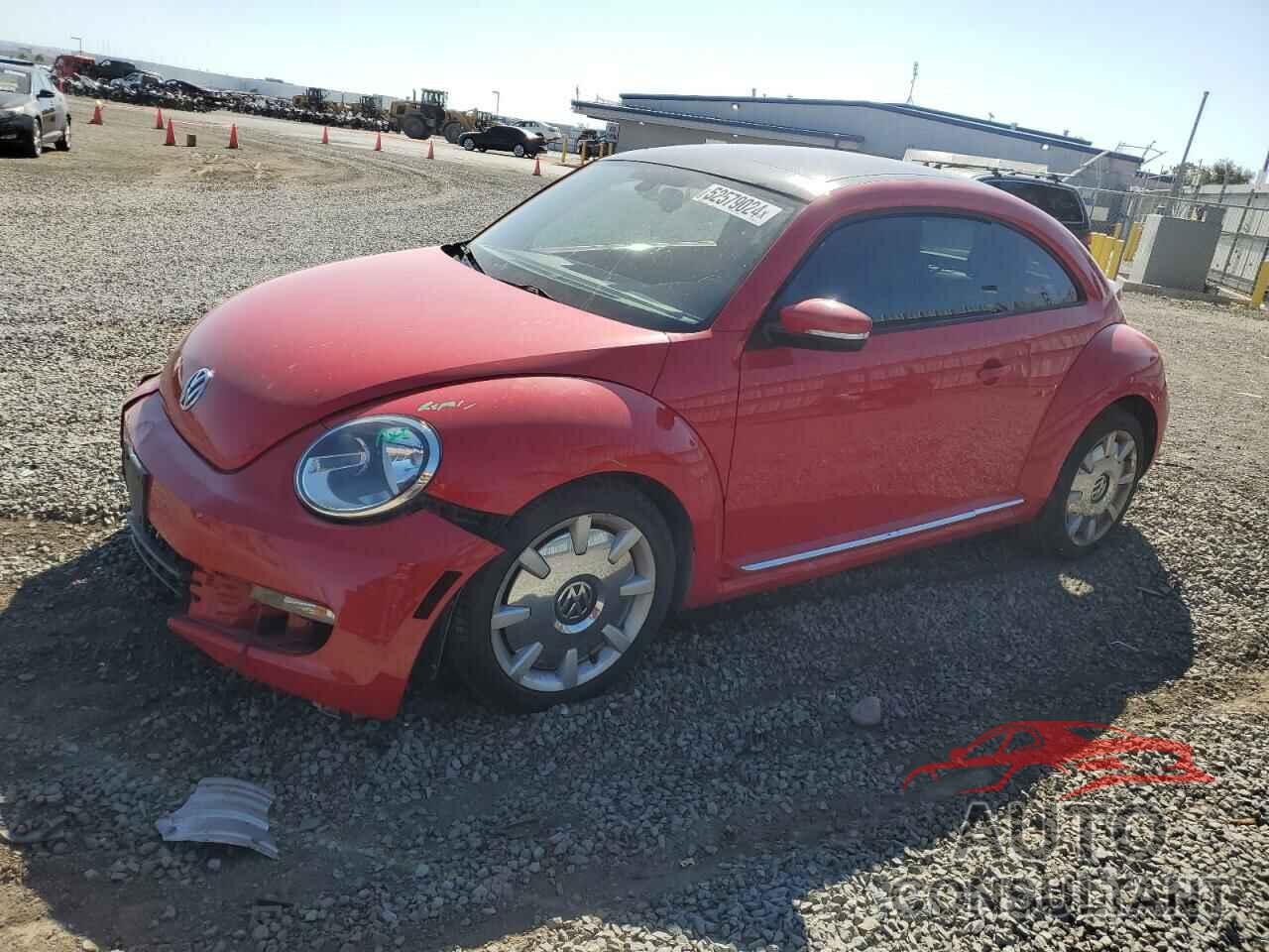 VOLKSWAGEN BEETLE 2016 - 3VWJ17AT5GM632144