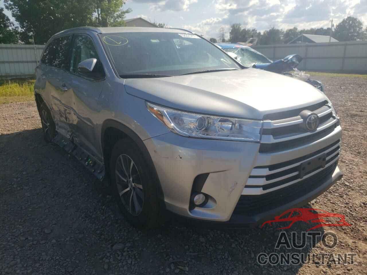 TOYOTA HIGHLANDER 2018 - 5TDJZRFH6JS544559
