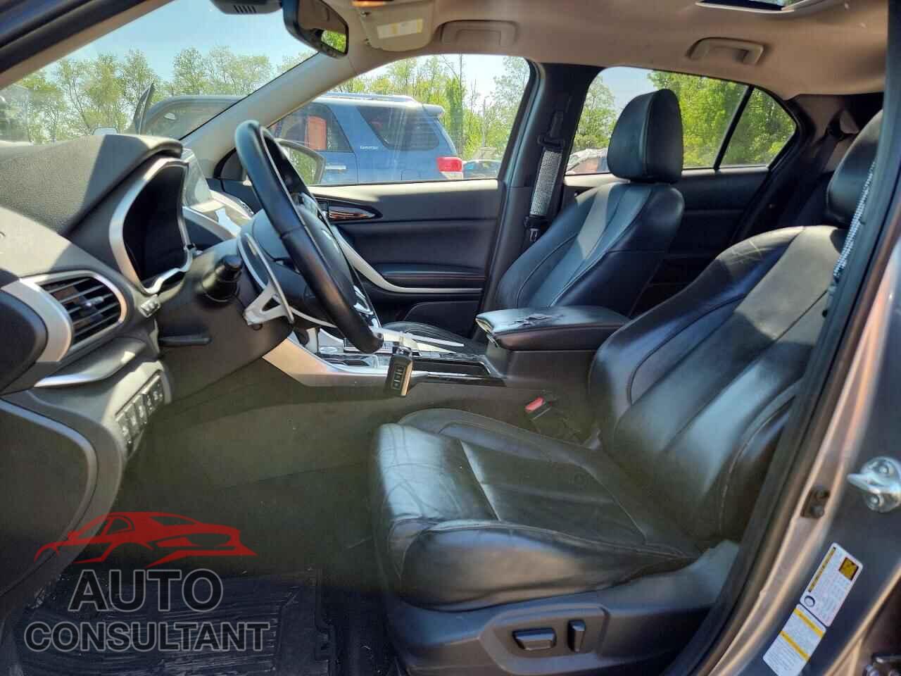 MITSUBISHI ECLIPSE 2019 - JA4AT5AA2KZ021229