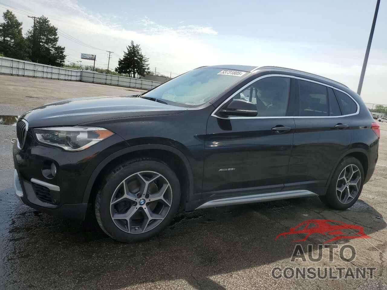BMW X1 2017 - WBXHT3C32H5F75772