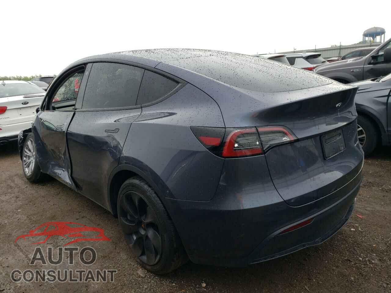 TESLA MODEL Y 2023 - 7SAYGAEE0PF703086