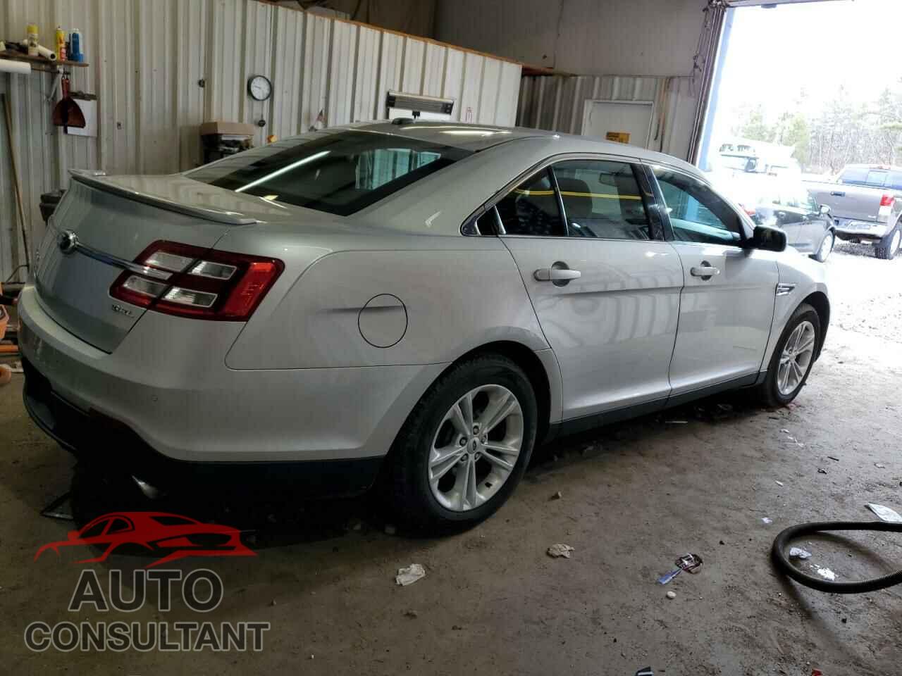 FORD TAURUS 2013 - 1FAHP2E88DG137554