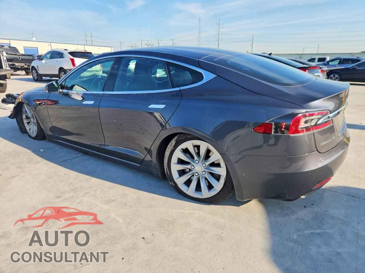 TESLA MODEL S 2017 - 5YJSA1E2XHF183779