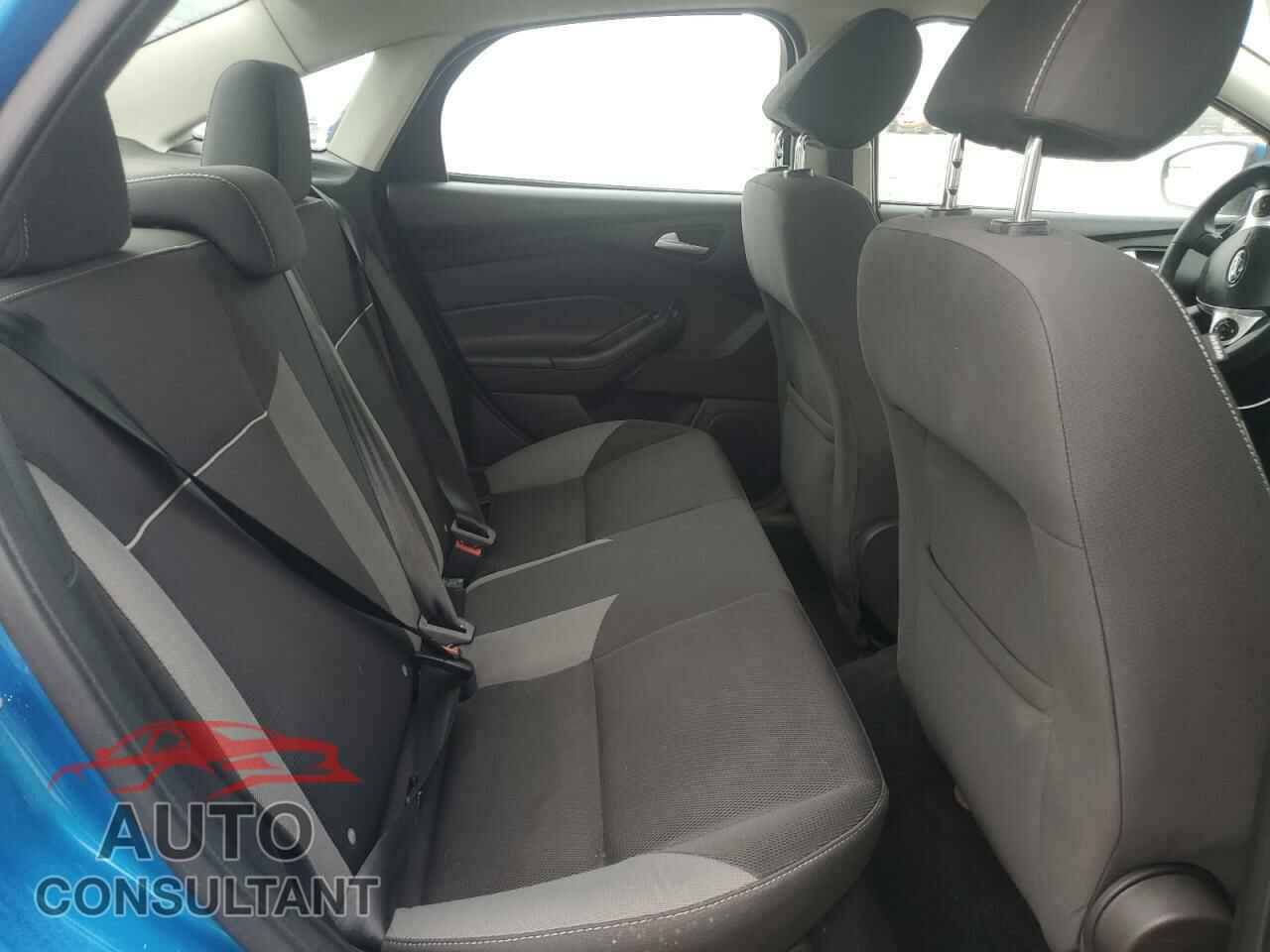 FORD FOCUS 2014 - 1FADP3F25EL182510