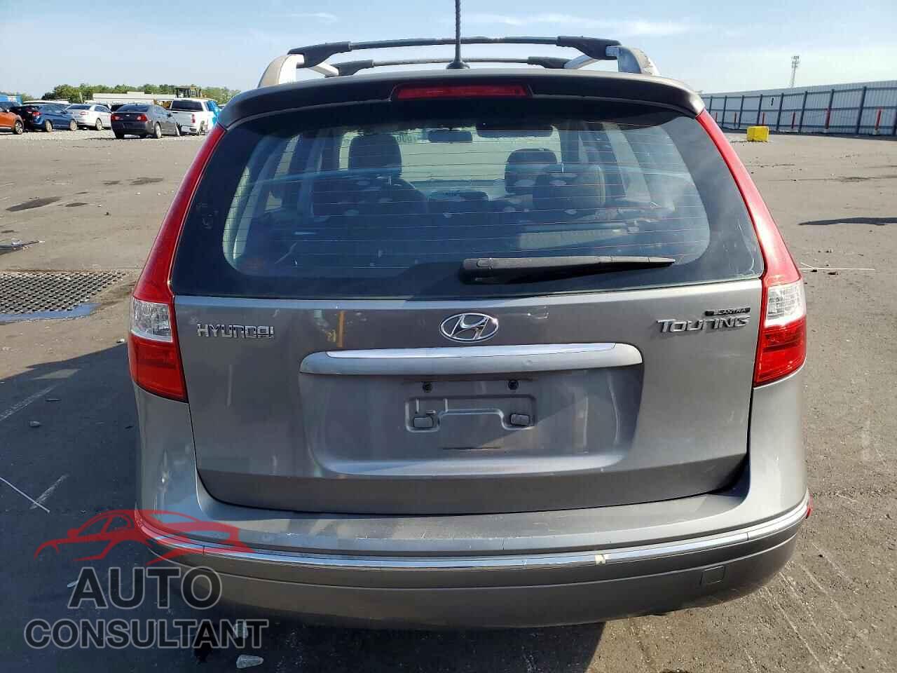 HYUNDAI ELANTRA 2012 - KMHDC8AE2CU151349