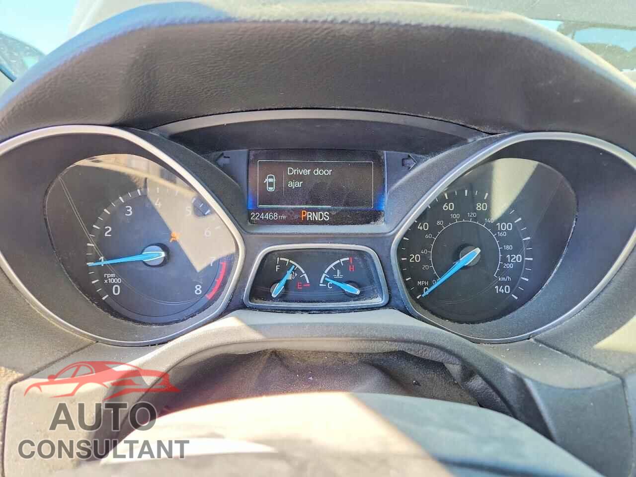 FORD FOCUS 2015 - 1FADP3F2XFL247451