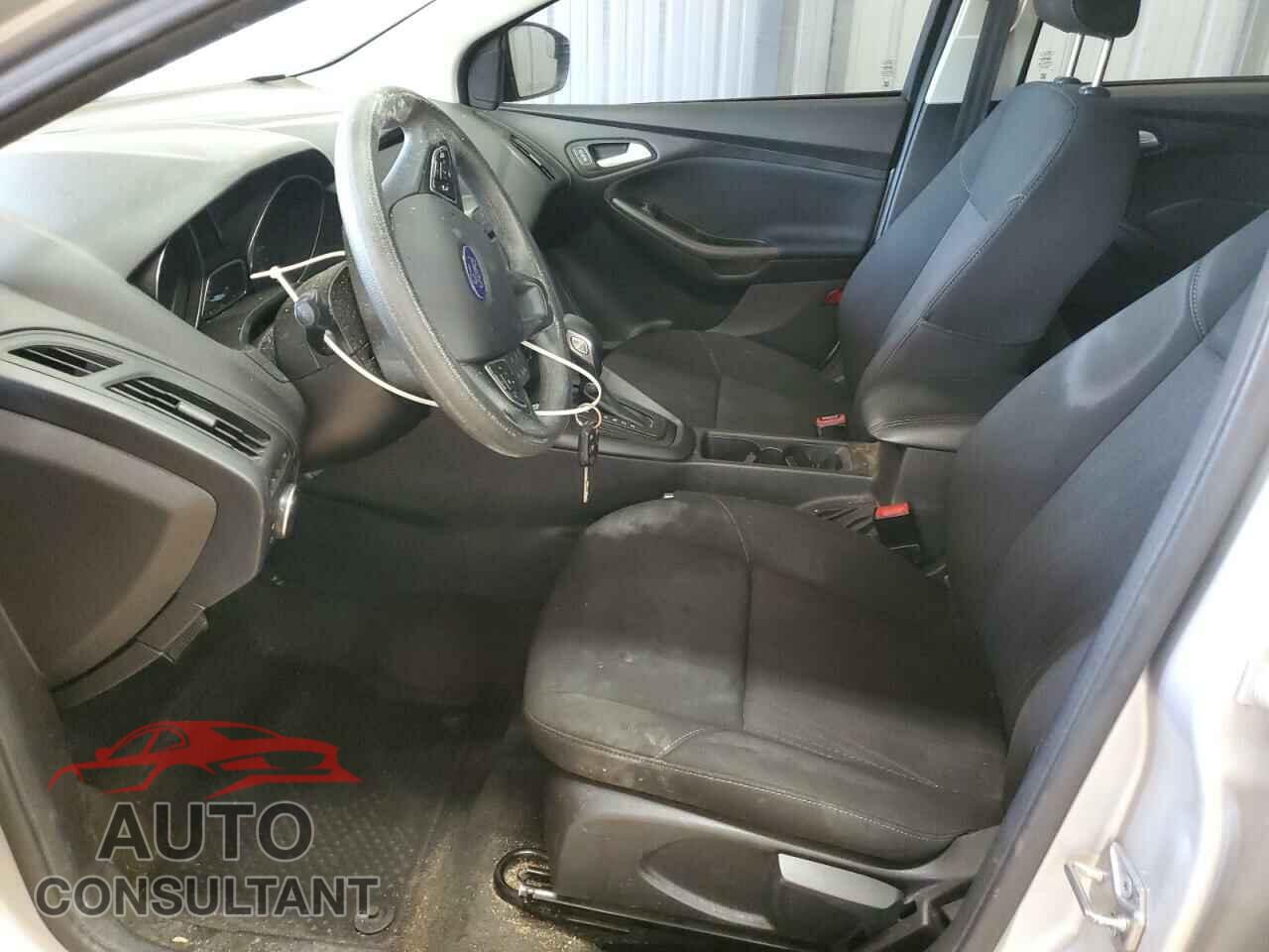 FORD FOCUS 2018 - 1FADP3H20JL219924
