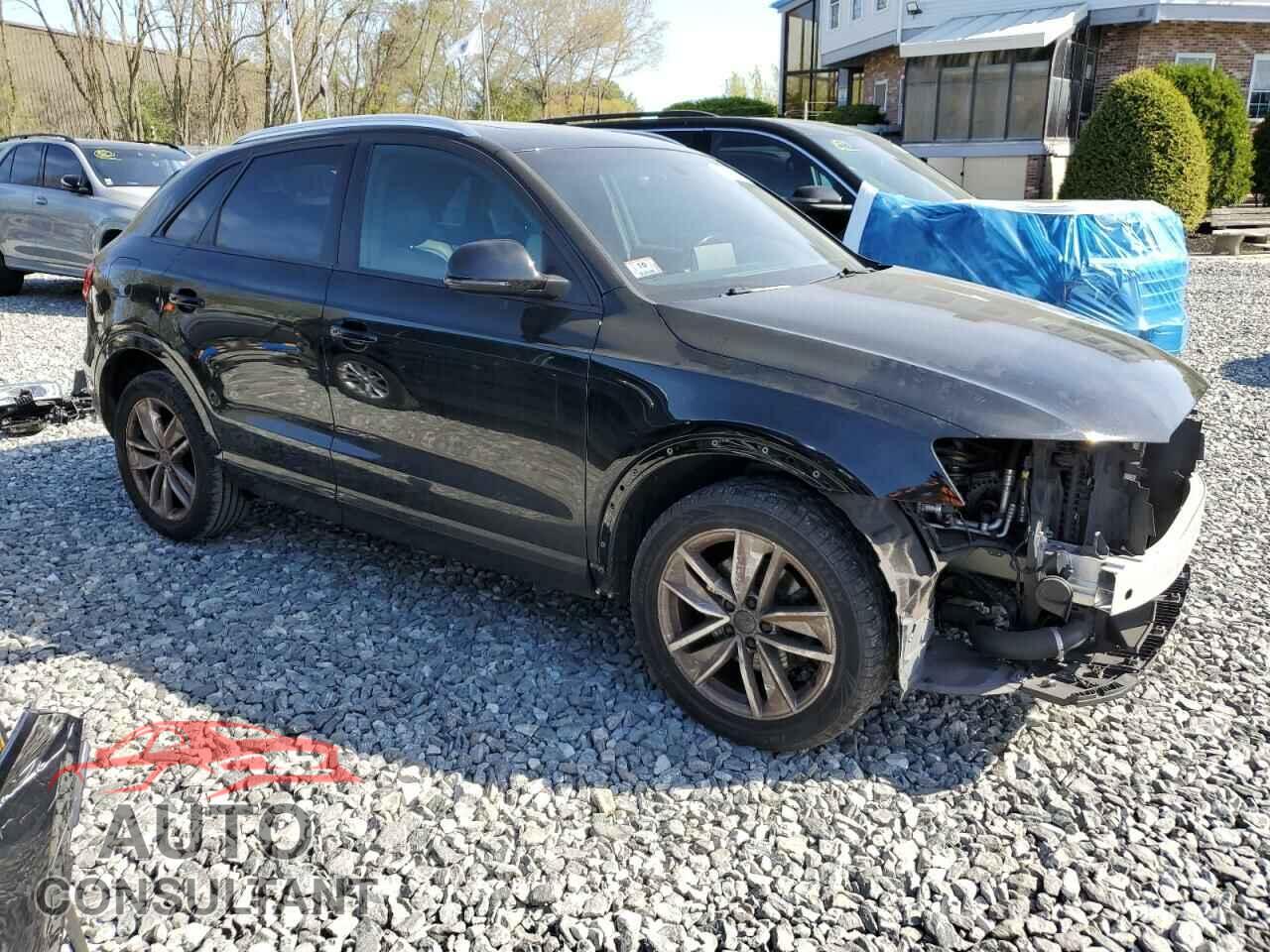 AUDI Q3 2017 - WA1BCCFS3HR010730