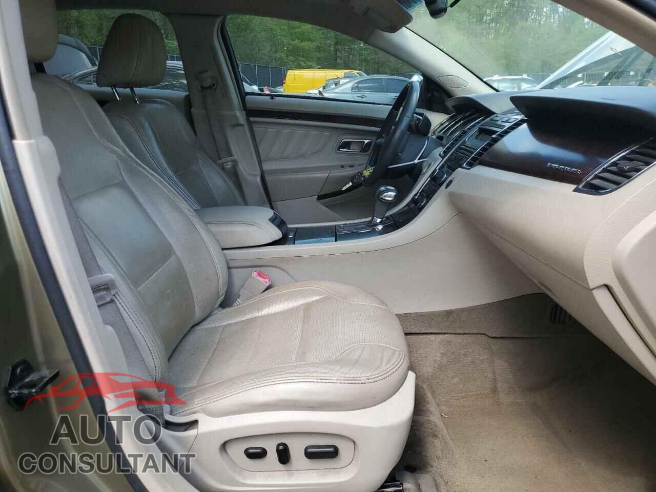 FORD TAURUS 2012 - 1FAHP2FW3CG122343