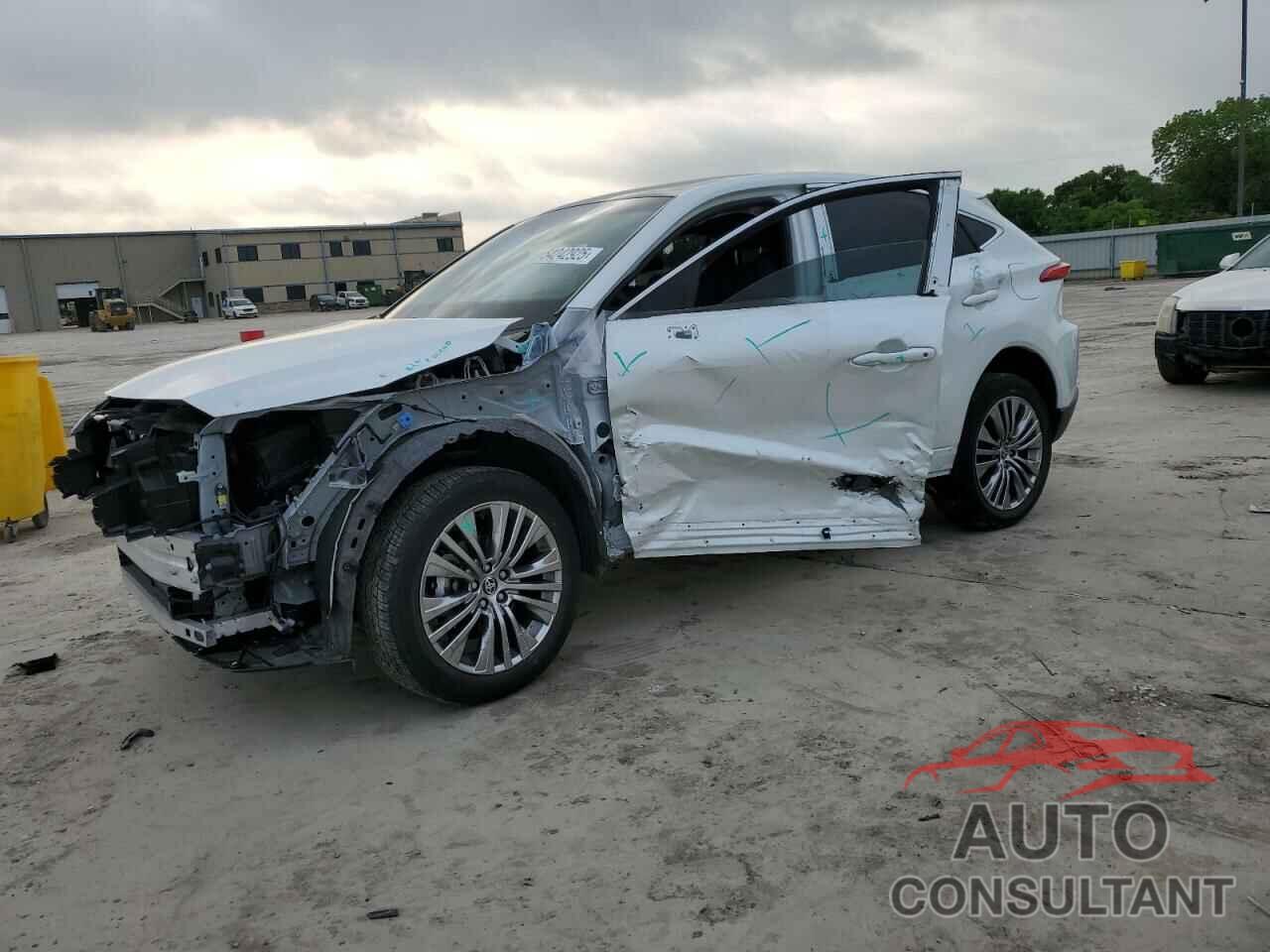 TOYOTA VENZA 2024 - JTEAAAAH3RJ153213