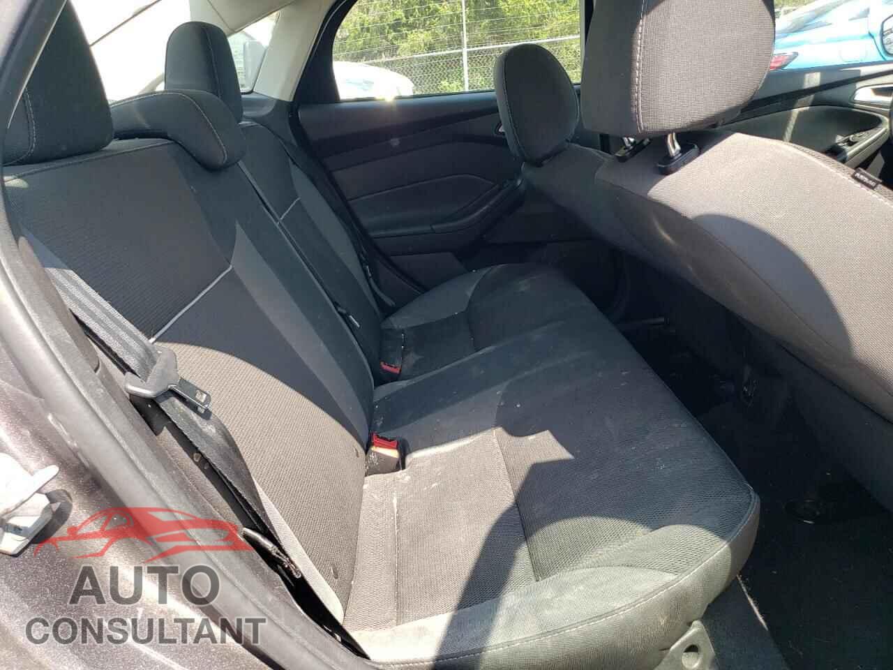 FORD FOCUS 2014 - 1FADP3F22EL128470